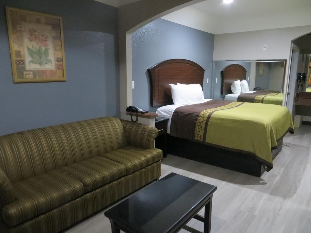 Hotel O Regency Suites Houston - Iah Beltway 8 Х'юстон Екстер'єр фото